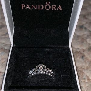 Size 7 pandora princess ring
